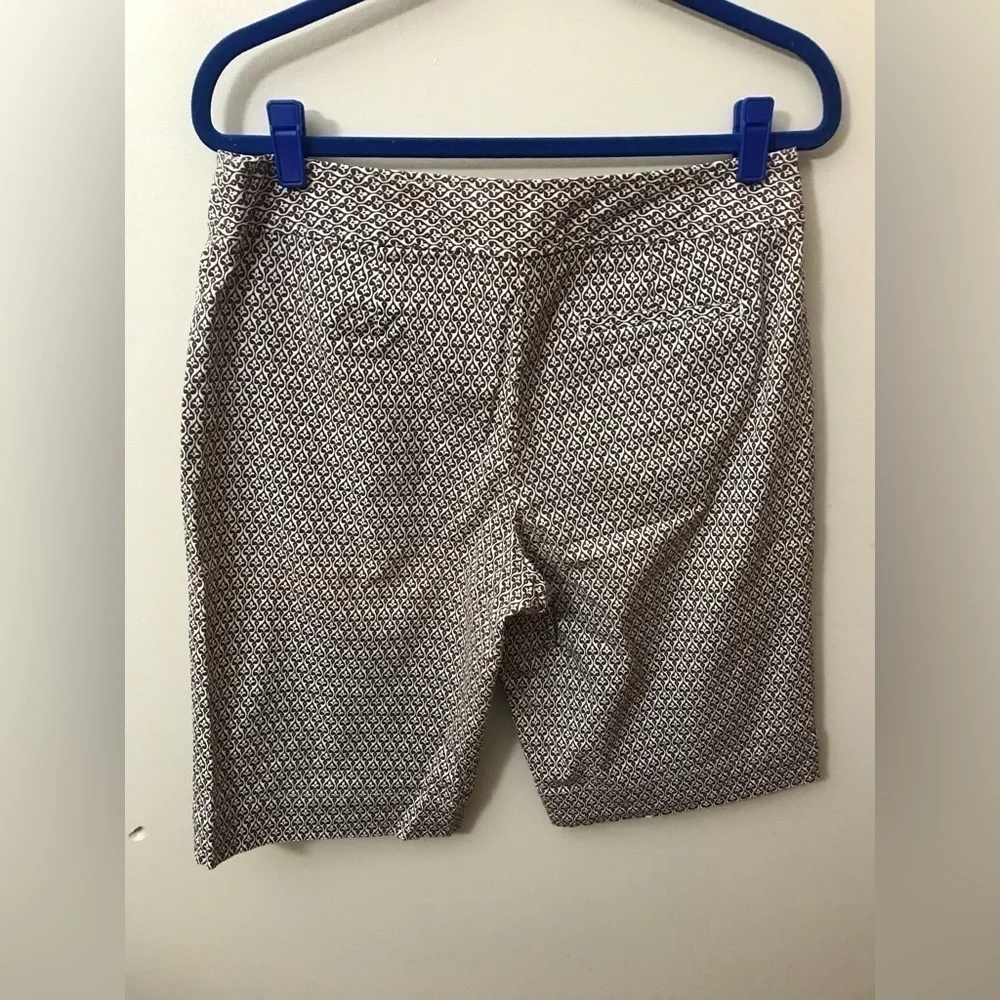 Talbots Womens Cotton Mid Rise Wide Leg All Over Print Bermuda Shorts Size 10